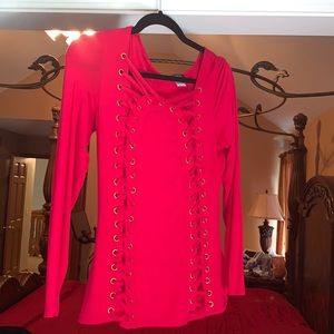 Venus size medium M sexy red top new without tags